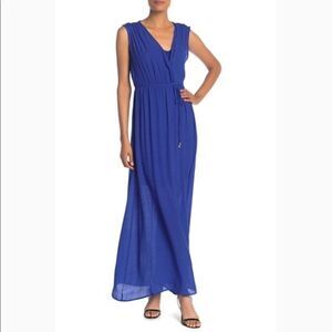 Superfoxx Revolve Blue Sleeveless Maxi Dress Med